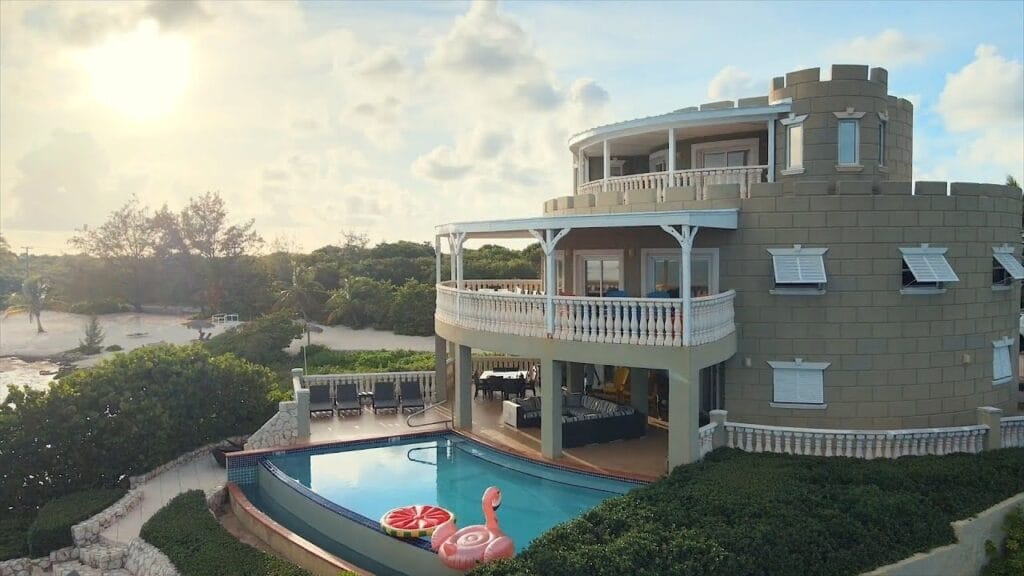 Cayman Castle & Guesthouse