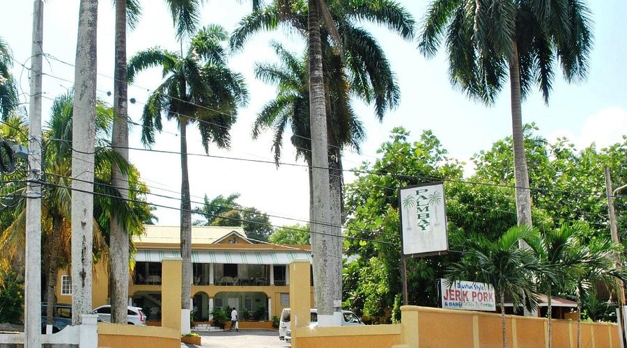 Palm Bay Guest House & Restaurant