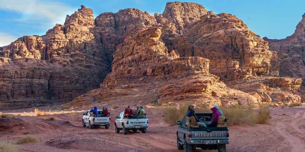 Essential Car Rental Insurance & Road Safety Tips for Travelers in Jordan