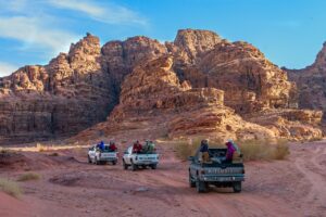 Essential Car Rental Insurance & Road Safety Tips for Travelers in Jordan
