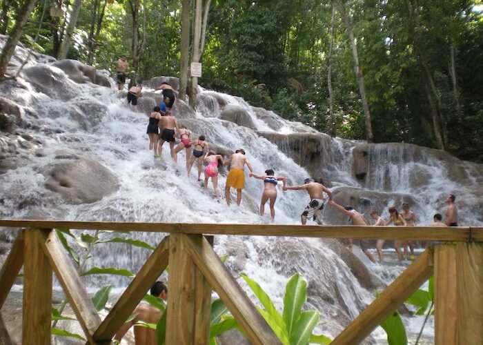 Best Waterfalls in Jamaica, The Complete Guide to Jamaica's Most Beautiful Cascades